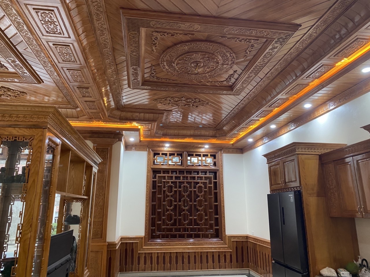 Nội thất nhà gỗ 3 gian