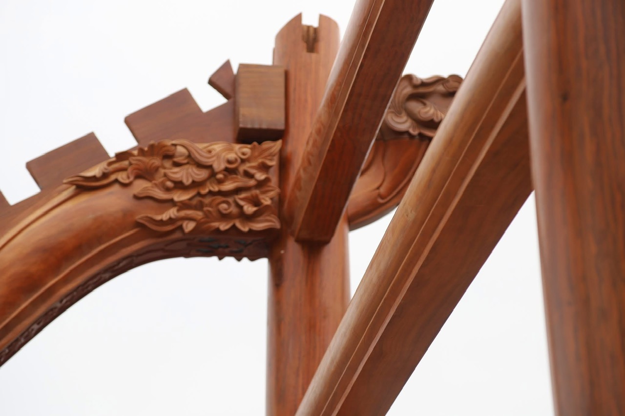 Mái ngói cổ truyền